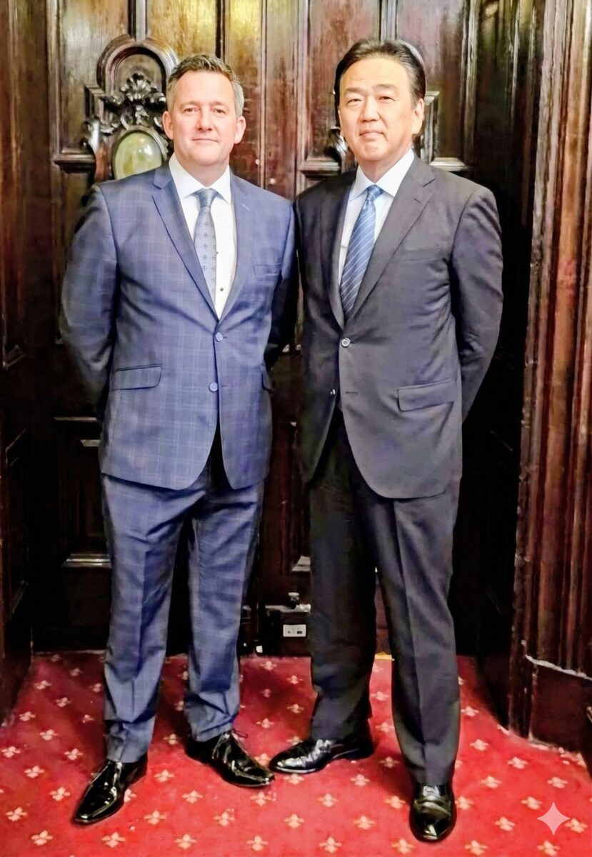 David Peck with President Director of Meisei